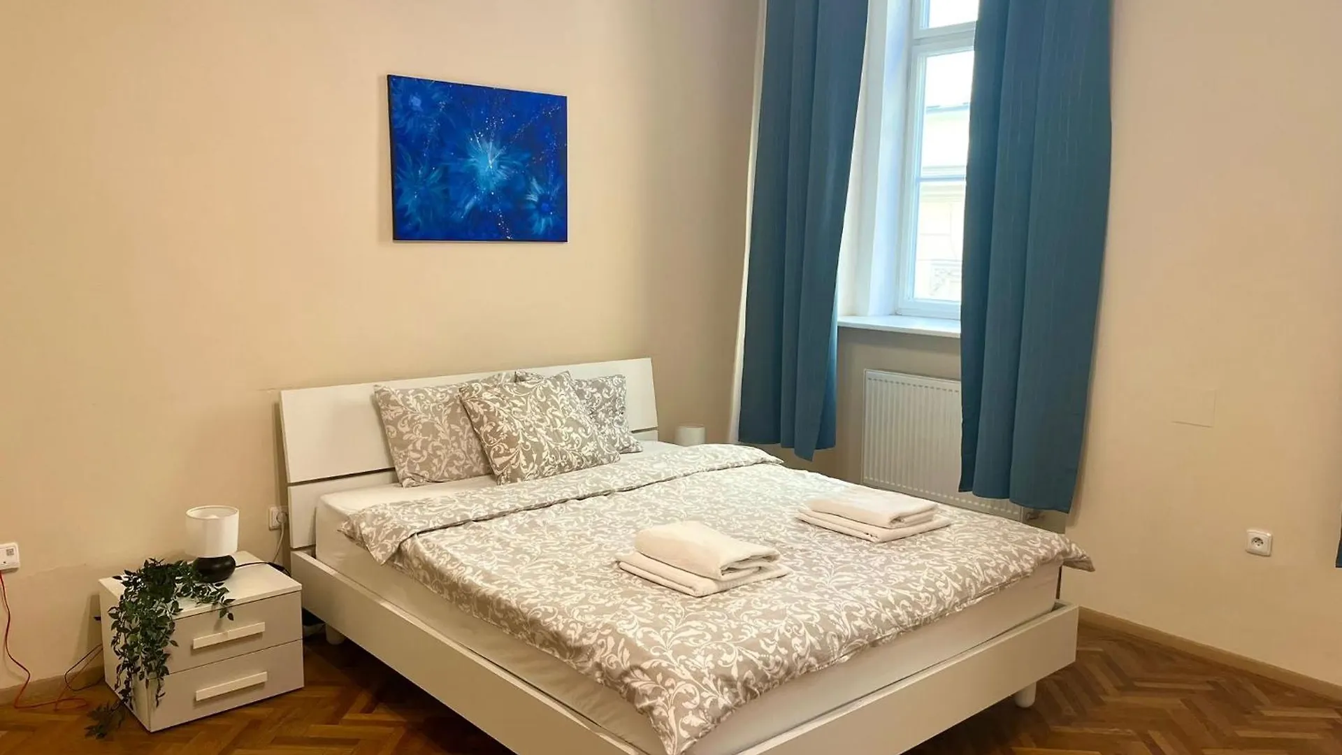 Charles Bridge Apartment location
