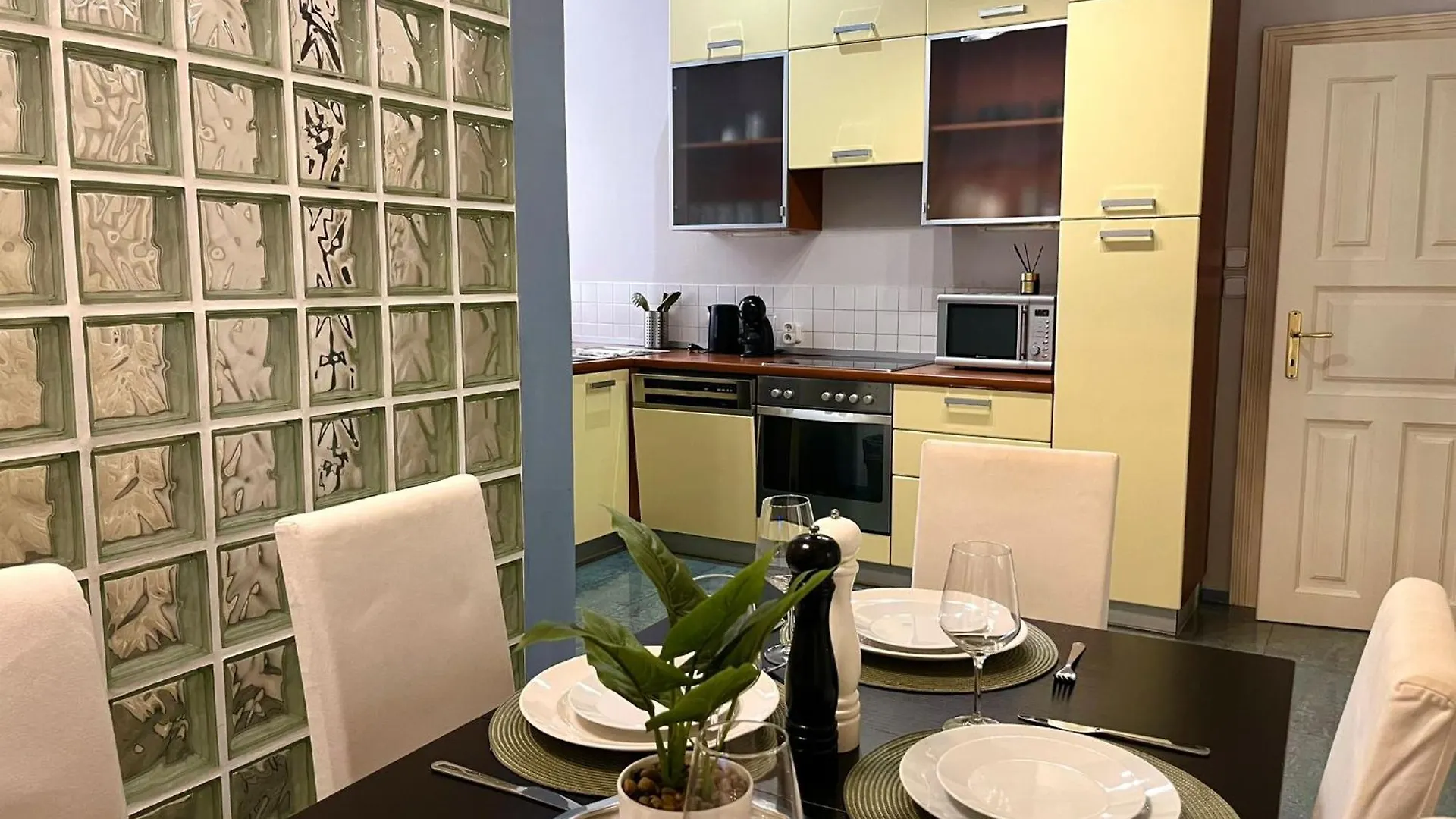 Charles Bridge Apartment Prag Çek Cumhuriyeti